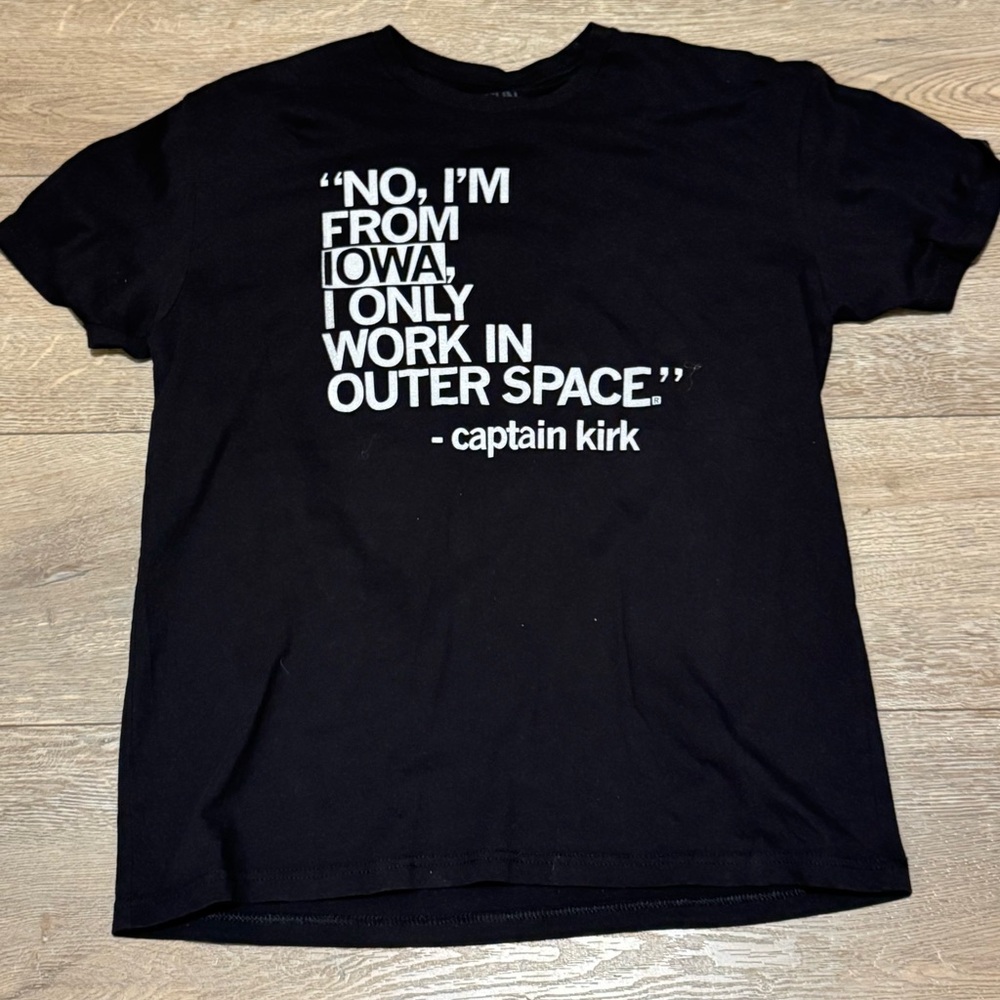 RAYGUN Men's Graphic T Shirt Star Trek Iowa Captain Kirk Iowa Size XL Pre-owned